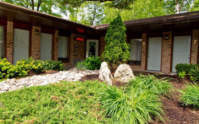 Rideau Heights Inn