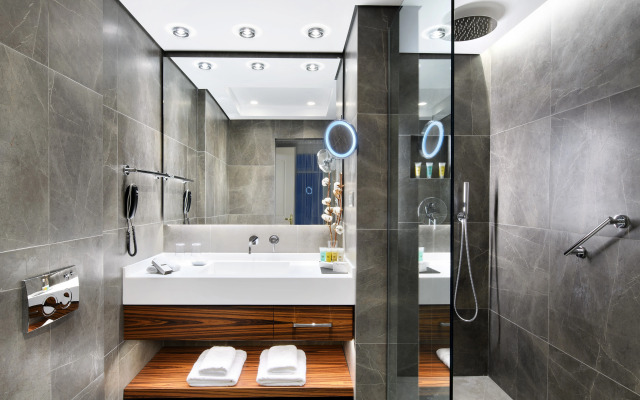 Mediterranean Palace Hotel