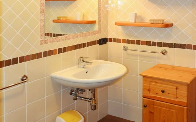 Apartment in Pellizzano Near Shopping