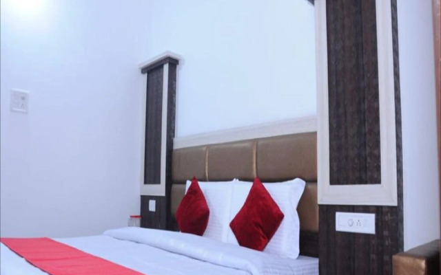 Hotel Lords Paradise