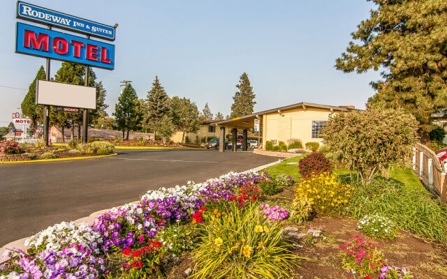 Rodeway Inn & Suites