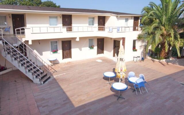 Amadeus Motel