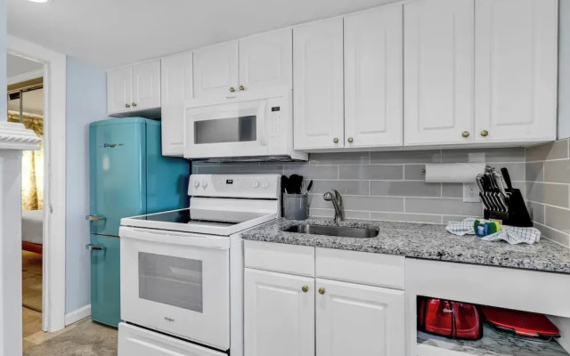 Bluewater Resort 1204