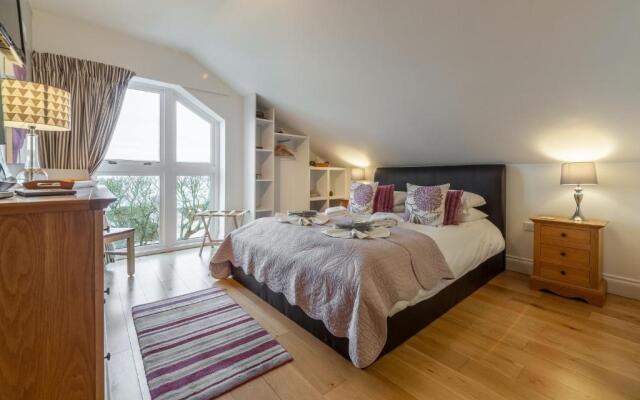 7 Sandy Lane