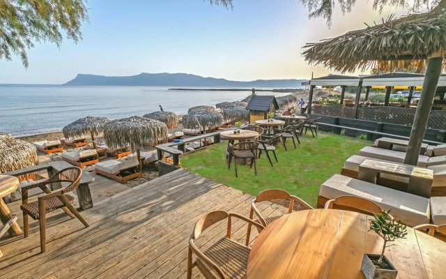 Maria Beach Hotel