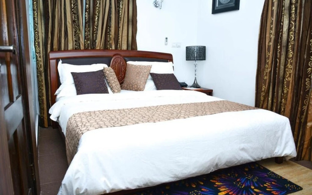 Crystal House International Hotel