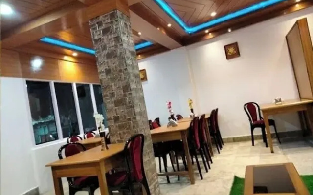 Victoria Hotel