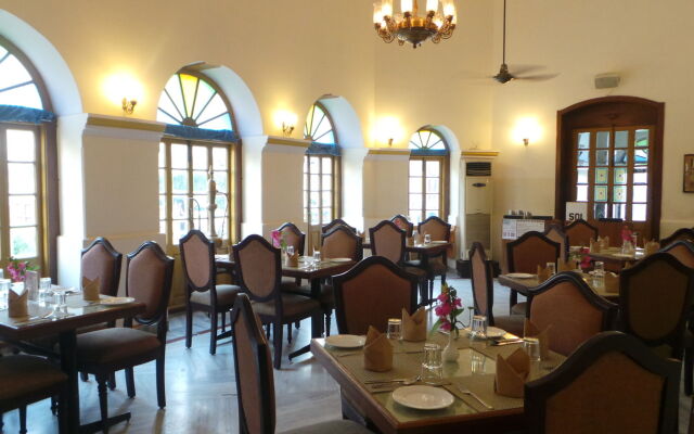 Hotel Surya
