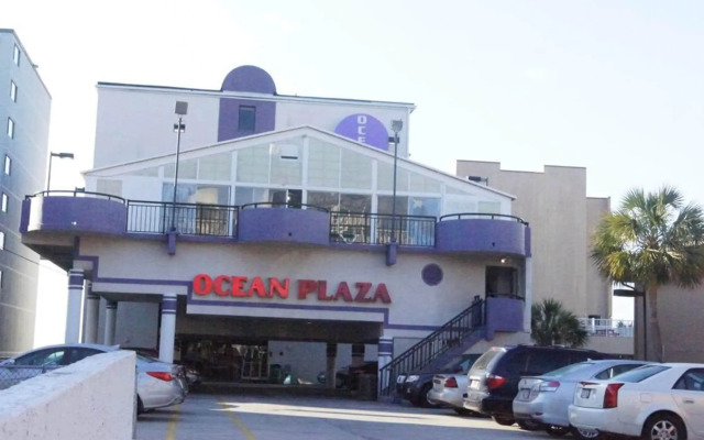 Ocean Plaza Motel