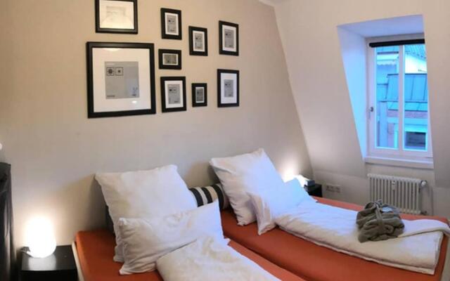 Sonnig, modern, zentral mit Parkhaus nebenan checkin123