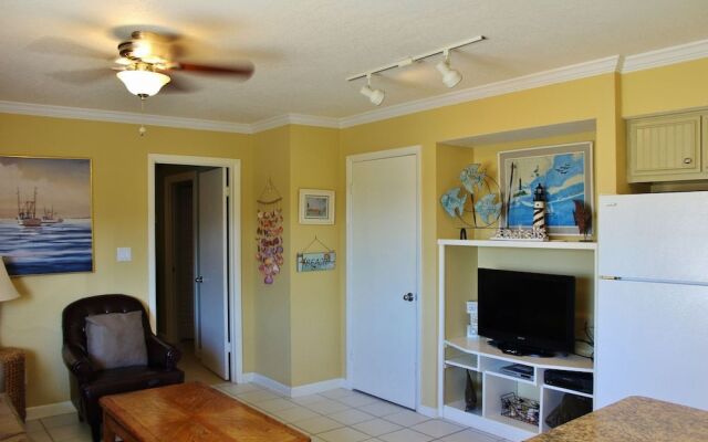 Capri 121 1 Bedroom 1 Bathroom Condo