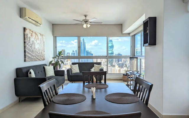 Yc 3602 l Apartamento 2BR en av Balboa