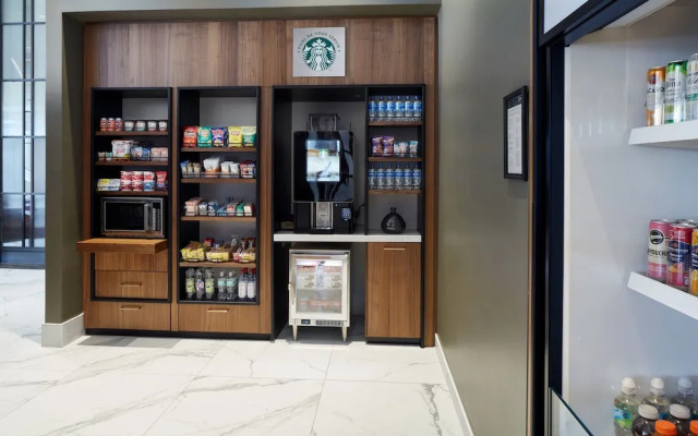 Courtyard by Marriott Montreal Midtown