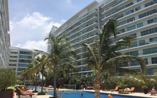 Cartagena Luxury Beachfront Apartments