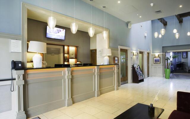Metro Hotel & Apartments Dublin Airport