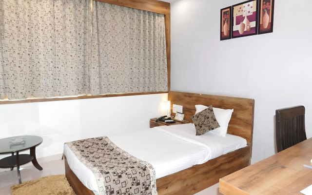 V by Vinnca Hotel Shiva