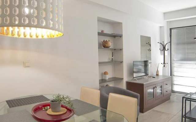 Milanou Glyfada G1 First