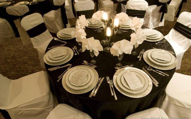 Country Inn & Suites Deer Valley