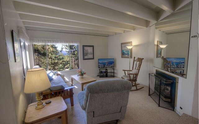Village Pleasure by Lake Tahoe Accommodations