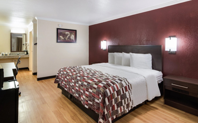 Red Roof Inn & Suites Commerce - Athens