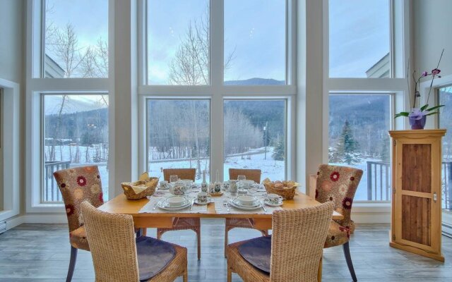 Peaks Bed And Breakfast