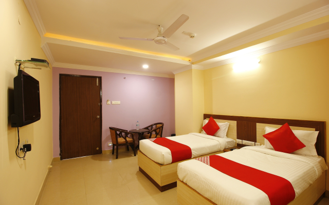 Sri Sai Regency by OYO Rooms