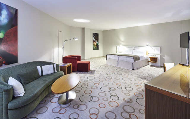 Clayton Hotel Düsseldorf City Centre