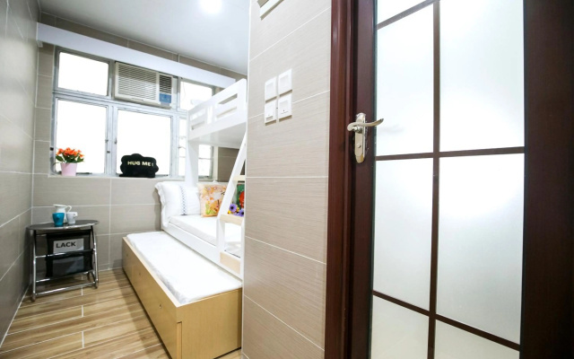 Smiley Inn – Guest Rooms – Kowloon