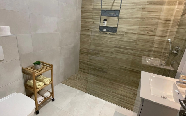 Seaside Villa - App 2