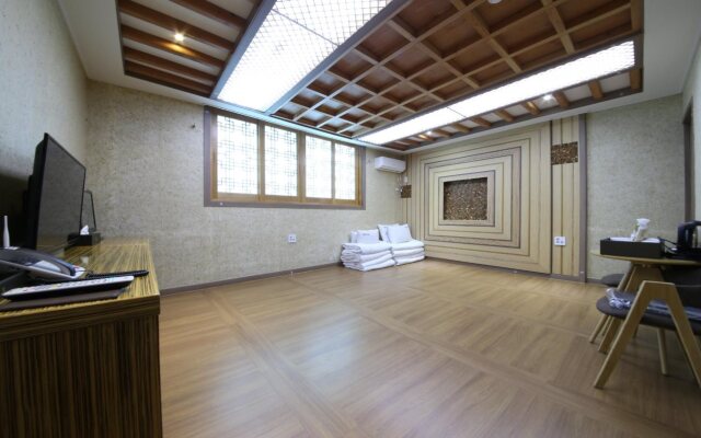 Jeonju Hanok Hotel Kung