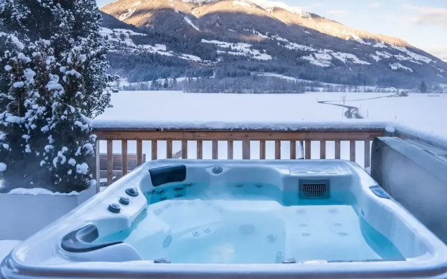 Holiday Flat With Terrace Near Wildkogel