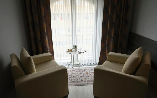 The Breeze Hotel