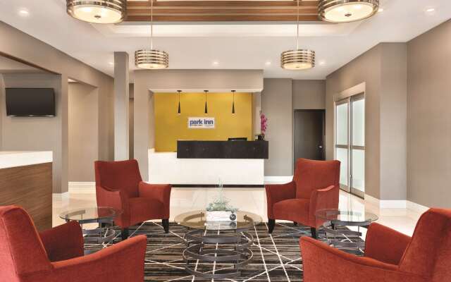 Park Inn by Radisson Brampton, On