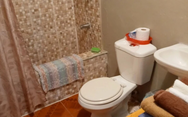 Inviting 2-bed House in Fair Prospect