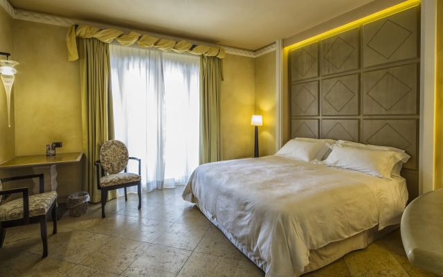 Romano Palace Luxury Hotel