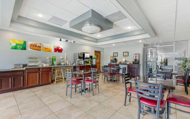 Quality Inn Downtown Stuart