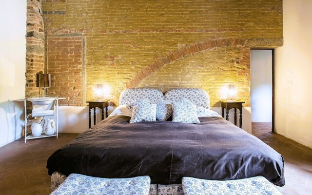 Luxury, Sustainability and Eco Pool