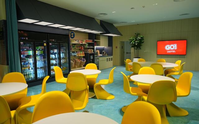 GO Hotel Sriracha at Central Si Racha