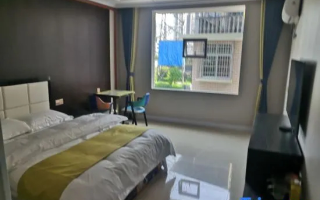 Jishou Intercontinental Hotel