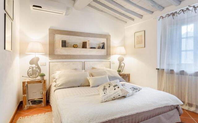 Casa Santa Zita in Lucca