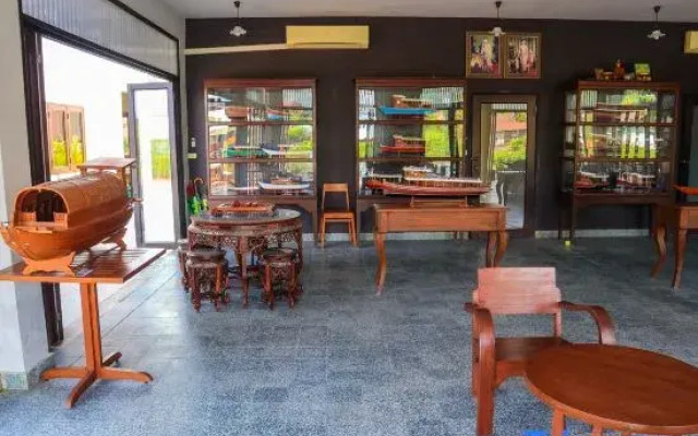 The Bank River House