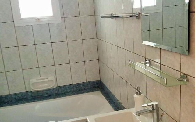 206 Sunrise Beach Apartment