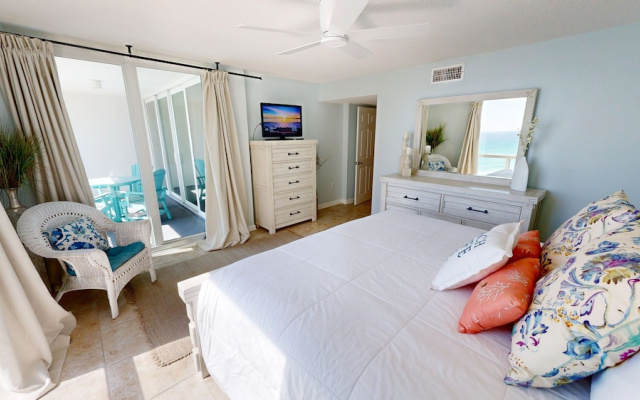 Shoreline Towers 2064 2 Bedroom Condo