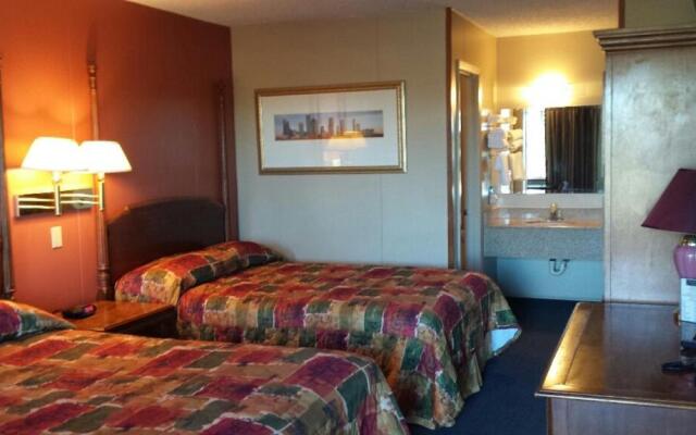 Carefree Inn Flatonia