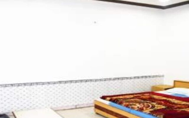 Hotel Goverdhan Tourist Complex