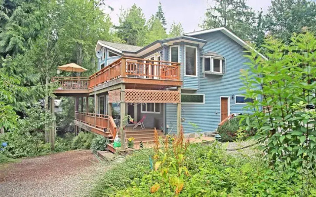 Rocky Bay Retreat