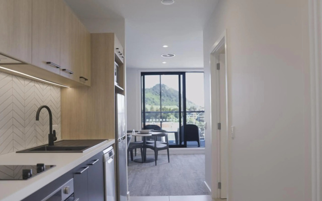 Rooftop Retreat - Mount Maunganui Holiday Home