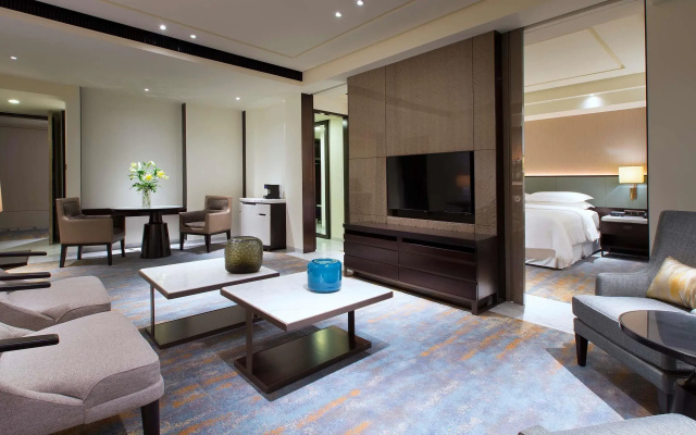 Sheraton Grand Jakarta Gandaria City Hotel