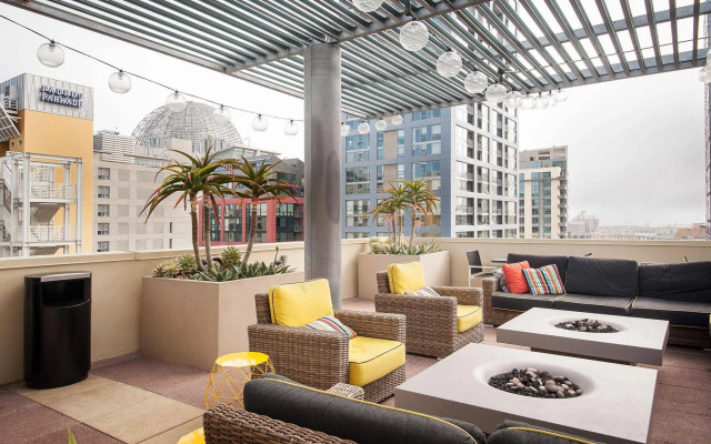 Sunshine Suites at East Village