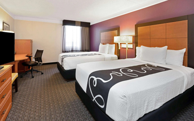 La Quinta Inn & Suites by Wyndham Tacoma - Seattle